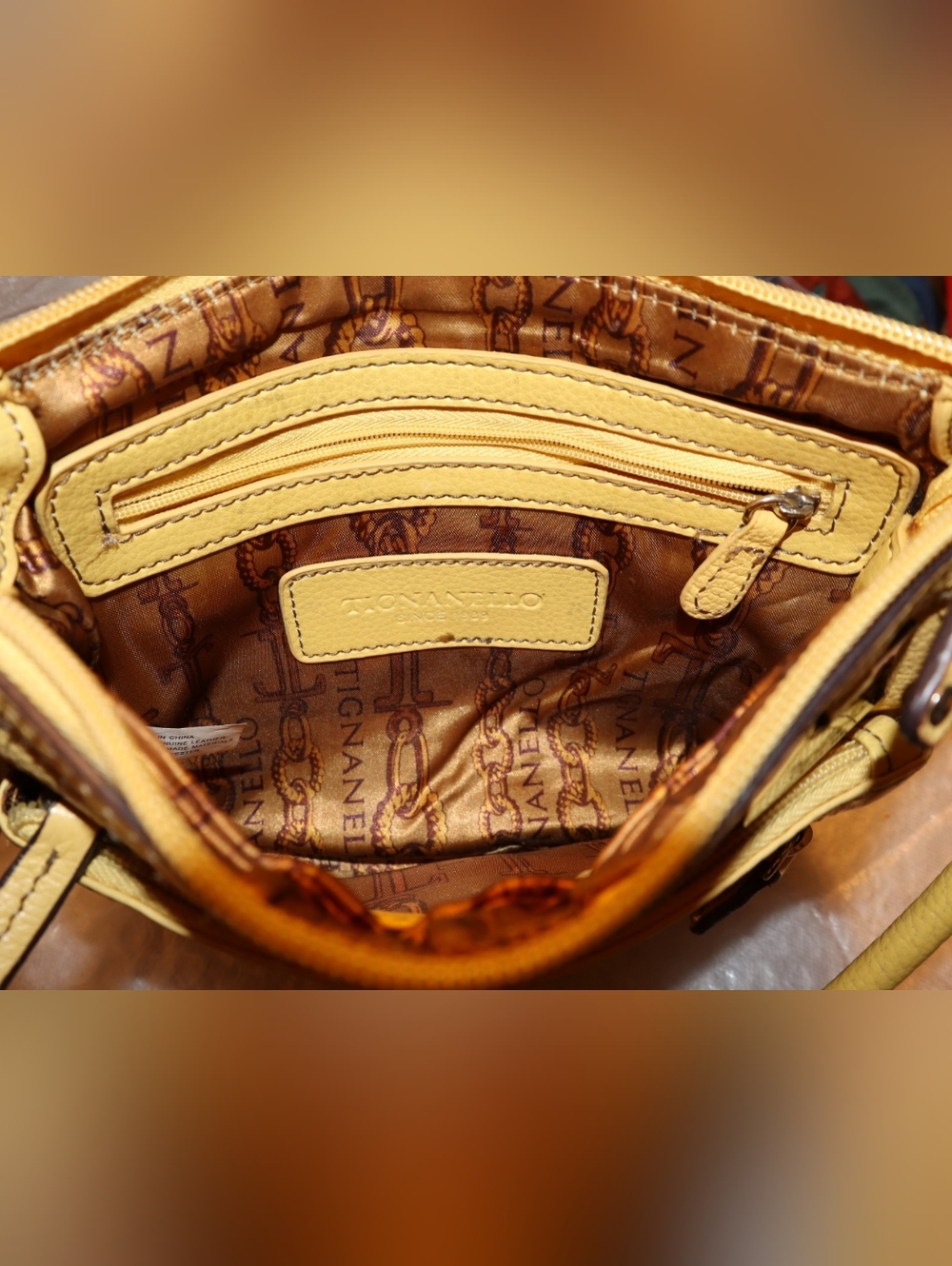 Tignanello Lined Pebbled Leather Butter Yellow Crossbody Bag Pockets Organizer - Picture 10 of 10